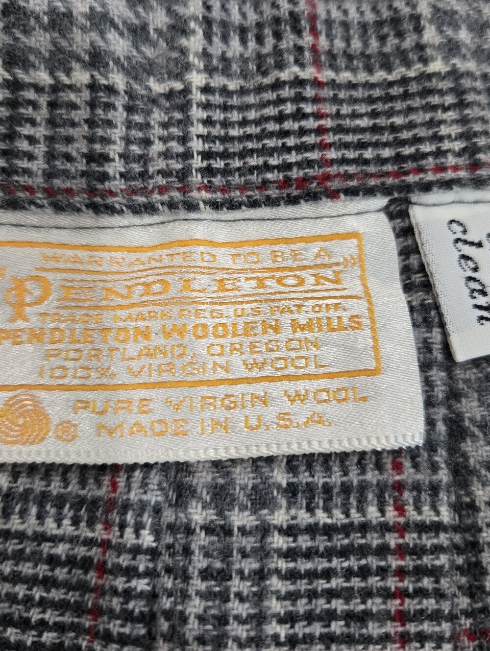 Vintage Pendleton 100% Virgin Wool Pleated Skirt Women's Size 12 Gray Red Plaid - Picture 6 of 8